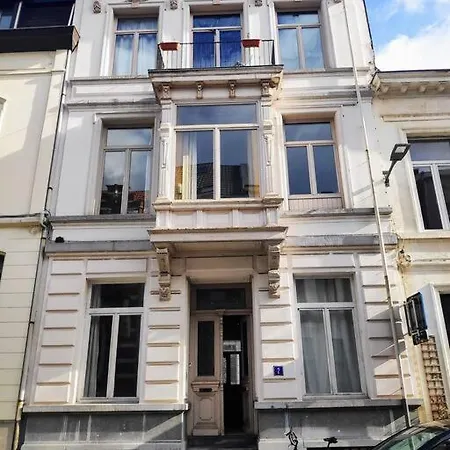 Gezellig Gerenoveerd Herenhuis In Het Centrum