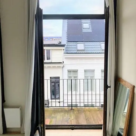 Gezellig Gerenoveerd Herenhuis In Het Centrum Holiday home *
